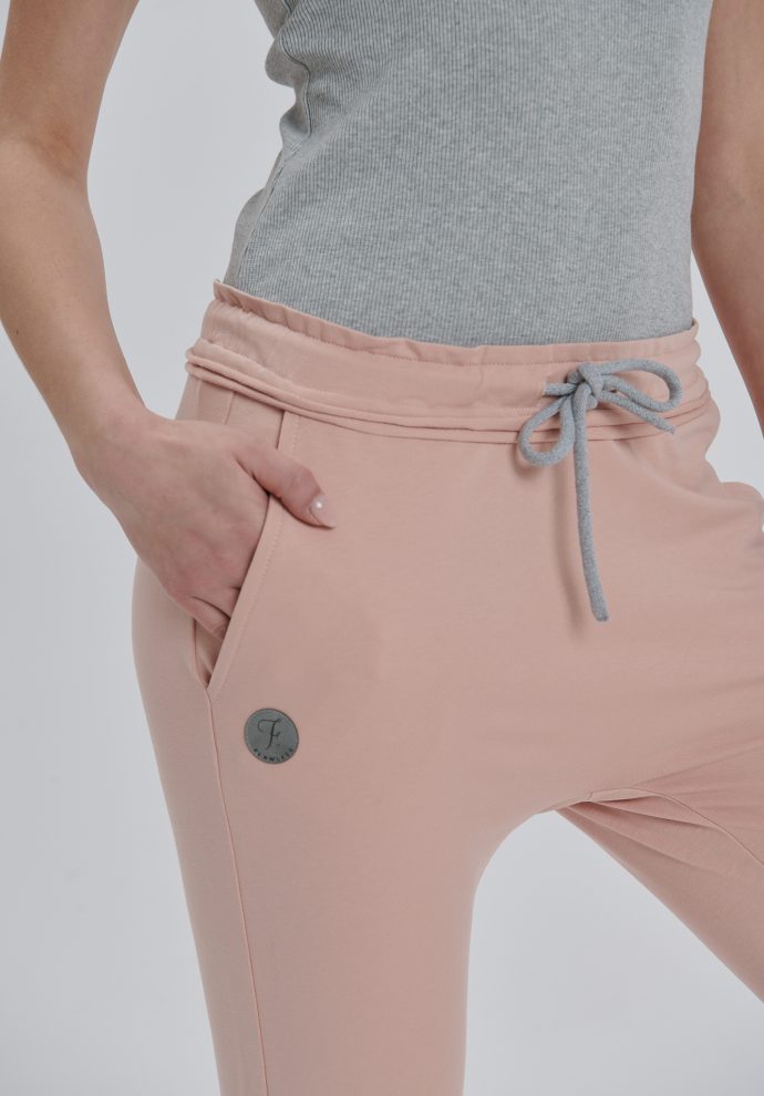 lekkie spodnie baggy jasno różowe zdjęcie 3
