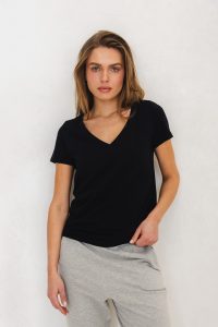 T-SHIRT KLARA CZARNY