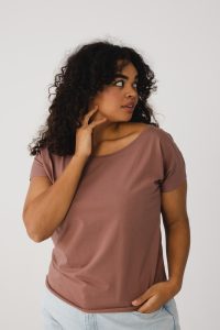T-SHIRT ALICE KONIAK
