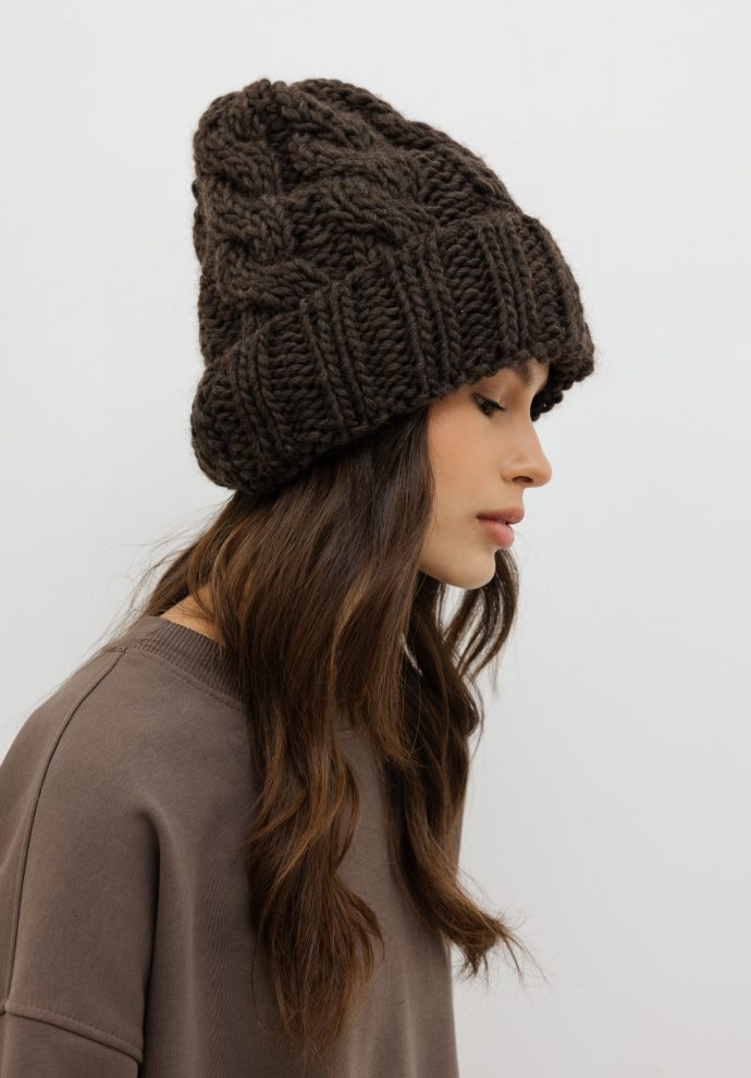 wełniana czapka prince czekoladowa