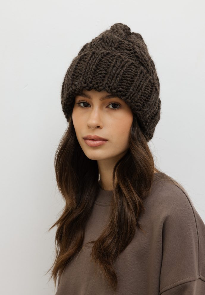 wełniana czapka prince czekoladowa