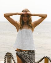 top bella ecru