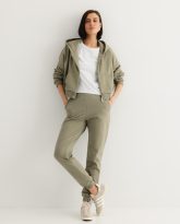spodnie joggers oliwka