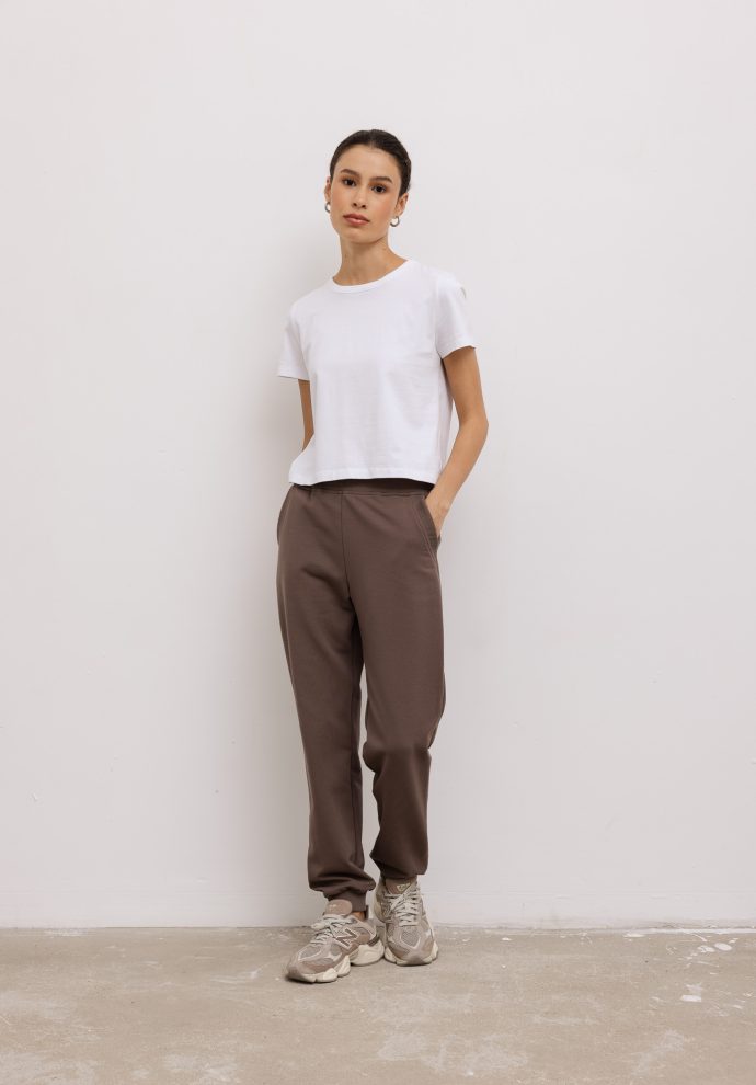 spodnie joggers kakao
