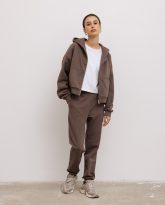 spodnie joggers kakao