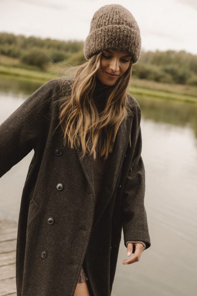 WEŁNIANY PŁASZCZ HARPER BRĄZOWY