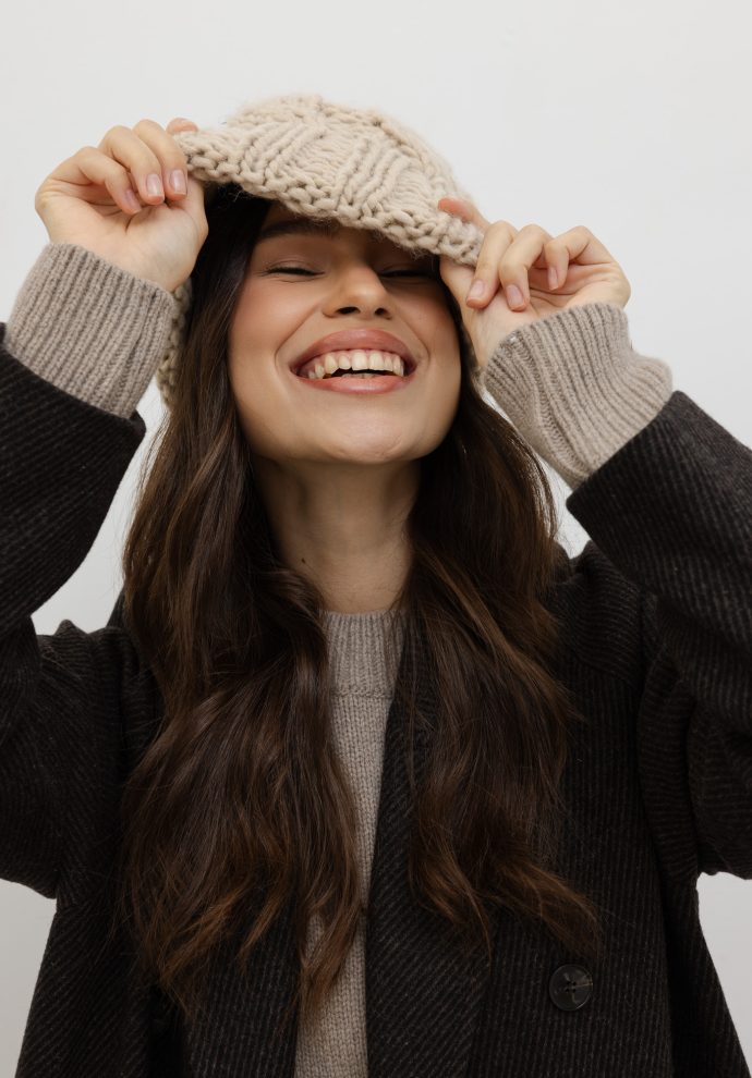 czapka prince beżowa