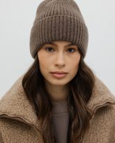 wełniana czapka ines brązowa