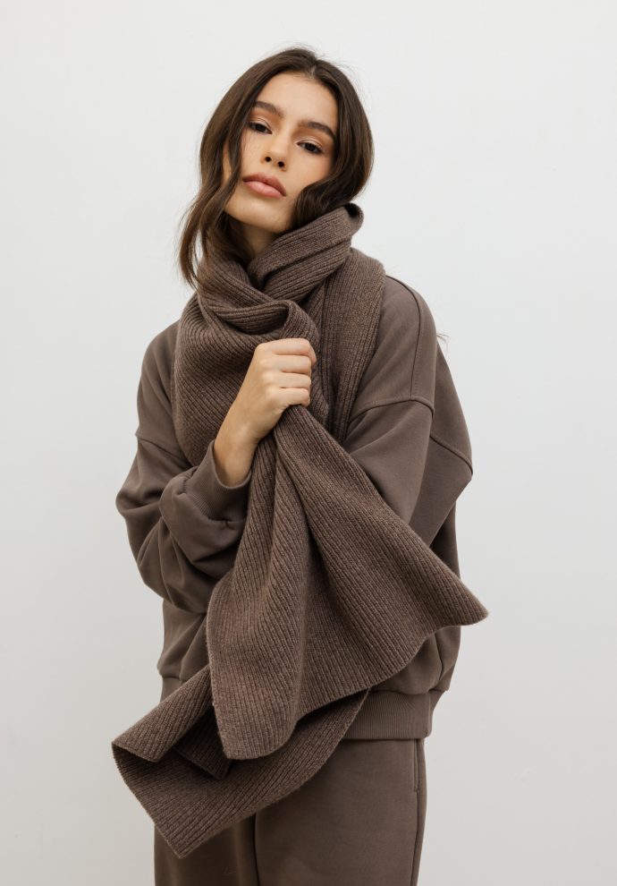 wełniany szalik ines brązowy