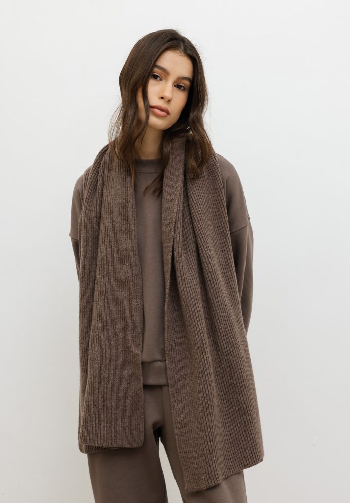 wełniany szalik ines brązowy