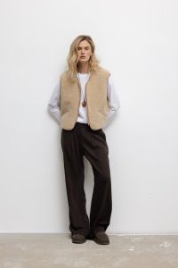 wełniana kamizelka teddy beżowa