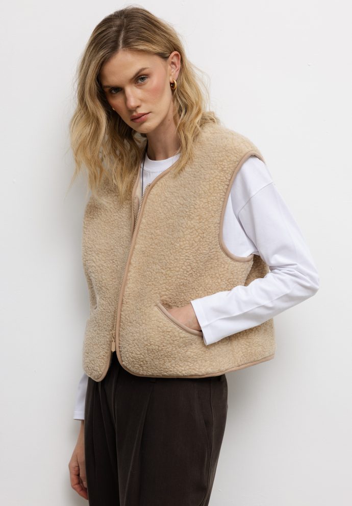 wełniana kamizelka teddy beżowa