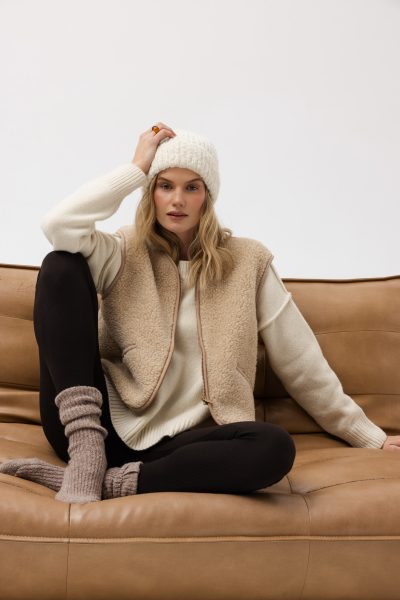 WEŁNIANA KAMIZELKA TEDDY BEŻOWA