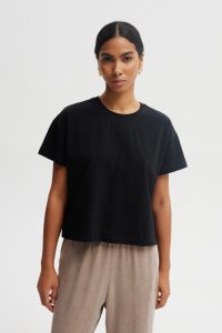 T-SHIRT NAOMI CZARNY