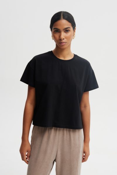 T-SHIRT NAOMI CZARNY