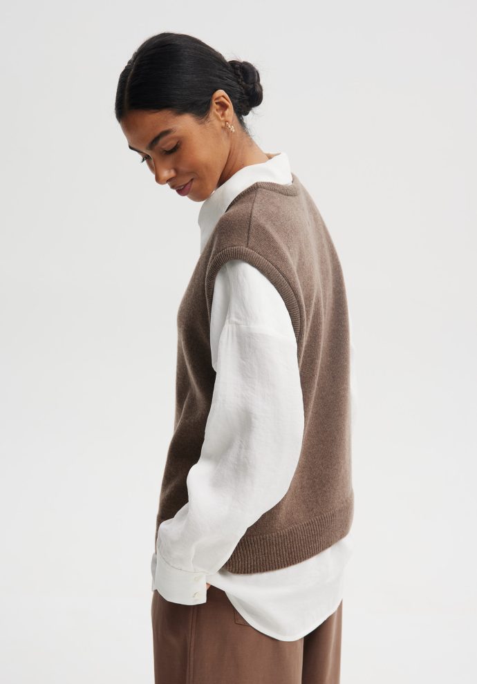 WEŁNIANA KAMIZELKA LAURA BRĄZOWA