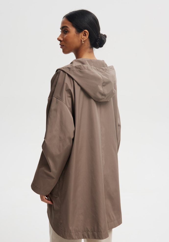 KURTKA PRZECIWDESZCZOWA NIKI KAKAO
