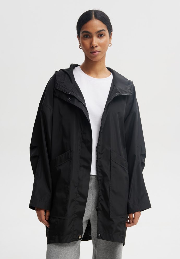 kurtka przeciwdeszczowa niki czarna