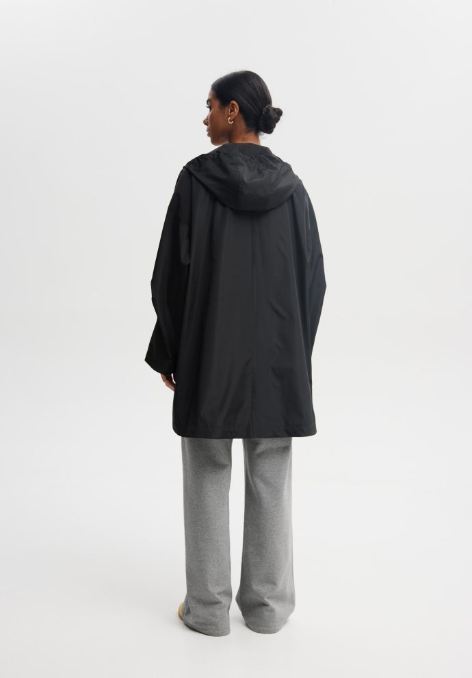 kurtka przeciwdeszczowa niki czarna