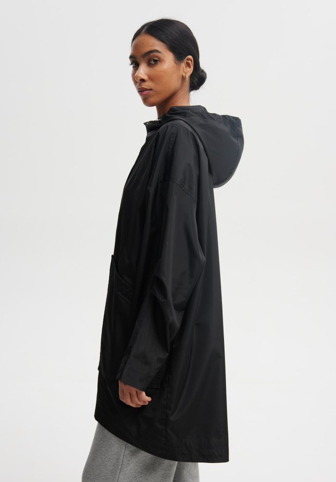 kurtka przeciwdeszczowa niki czarna