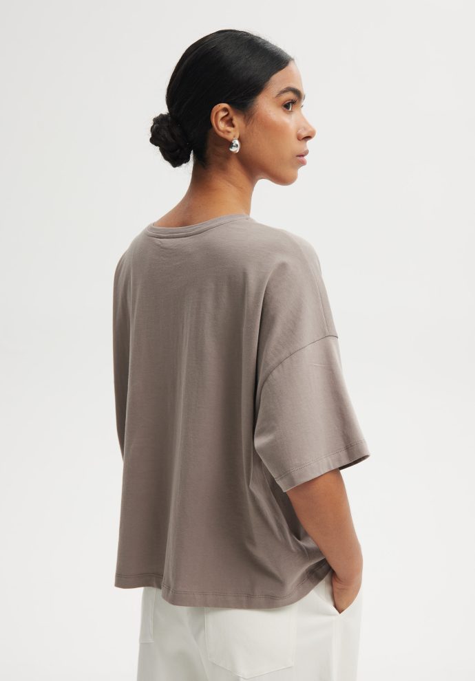 t-shirt claudia kakao