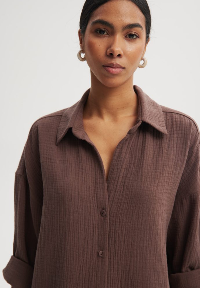 KOSZULA GRACJA CZEKOLADOWA