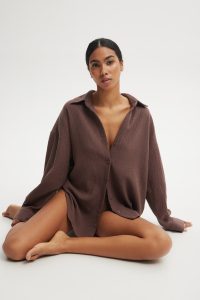 KOSZULA GRACJA CZEKOLADOWA