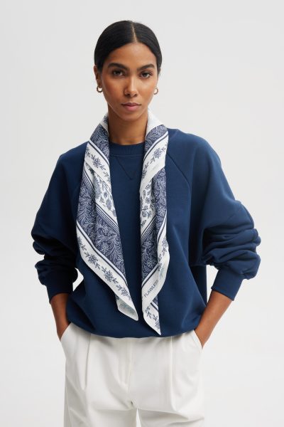 APASZKA ZOE GRANATOWO-BIAŁA