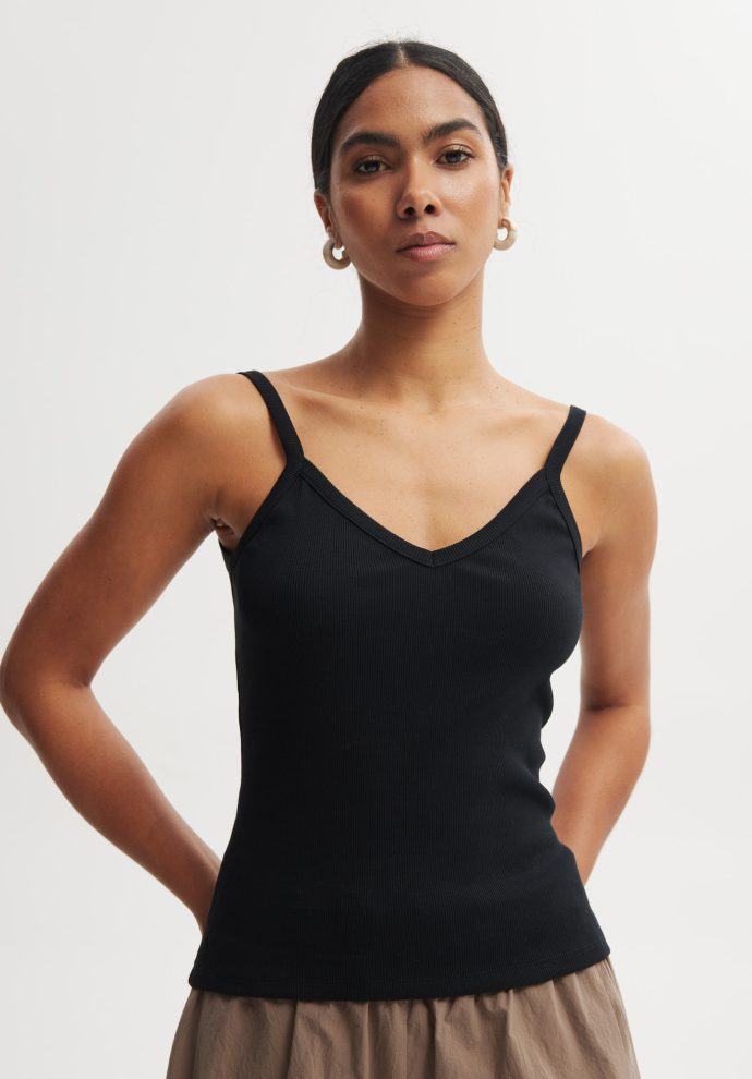 top cami czarny