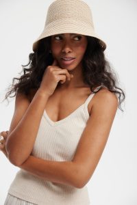 KAPELUSZ BACKET RETRO BEŻOWY