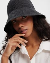 kapelusz backet rekro czarny