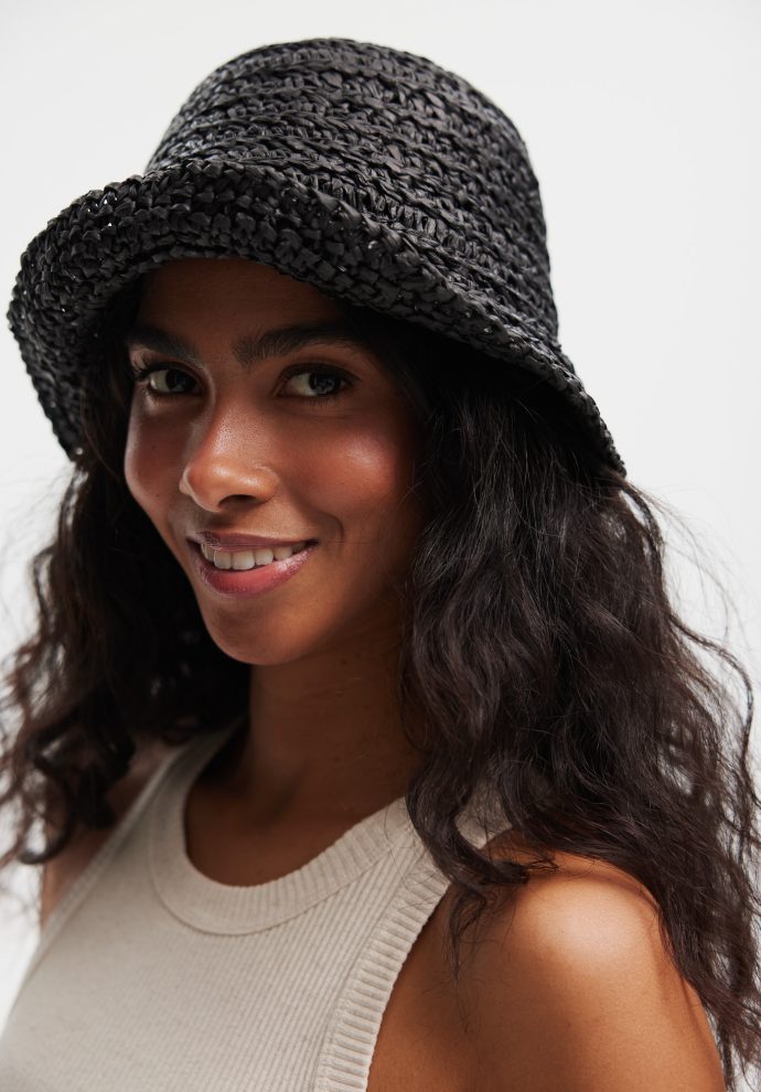 kapelusz backet czarny