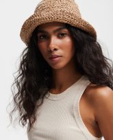 kapelusz backet karmelowy