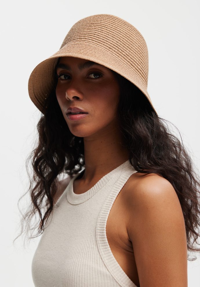 kapelusz backet retro karmelowy