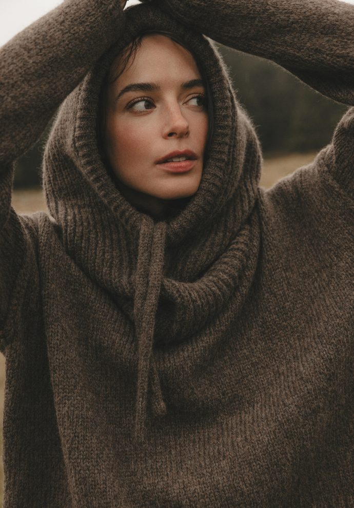 wełniana balaclava adele brązowa